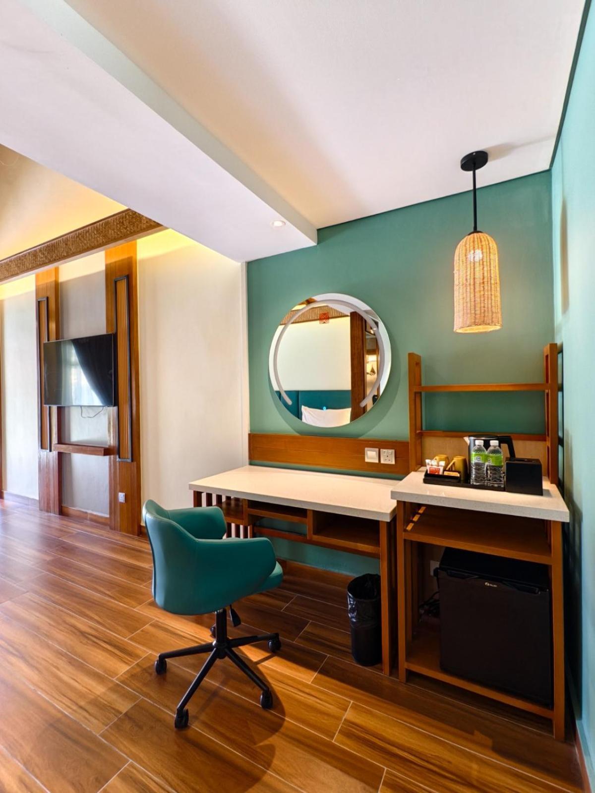 Borneo Beach & Mangrove Resort Tuaran 外观 照片